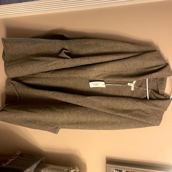 Worth collective NWTsoft high quality thick & warm coatigan with hood & pockets - Picture 4 of 9